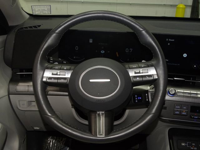 Used 2024 Hyundai Kona Limited image 25