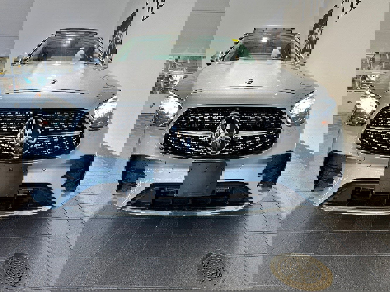 Certified 2023 Mercedes-Benz E 350 4MATIC Sedan image 2