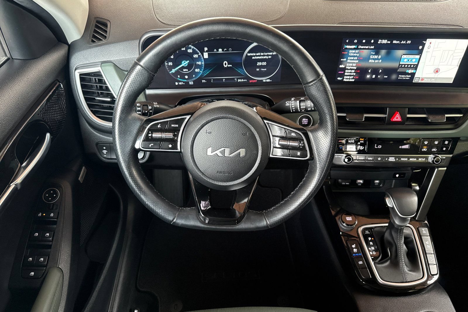 Used 2024 Kia Seltos SX w/ SX Sunroof Package AWD/4WD image 19