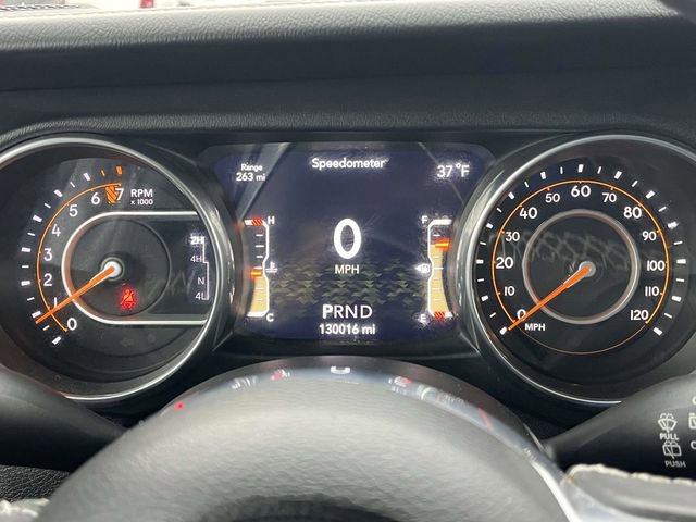 Used 2018 Jeep Wrangler Unlimited Sahara image 33