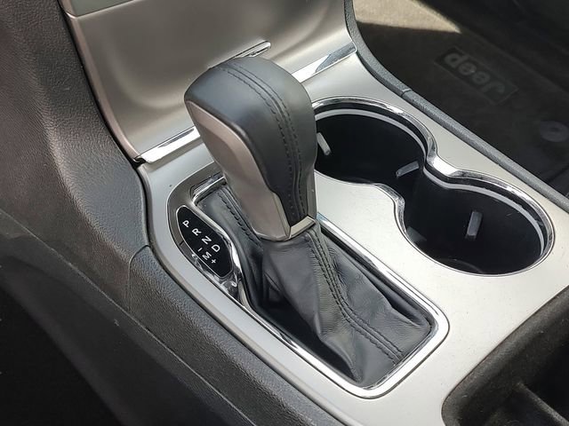 Used 2017 Jeep Grand Cherokee Altitude AWD/4WD image 20
