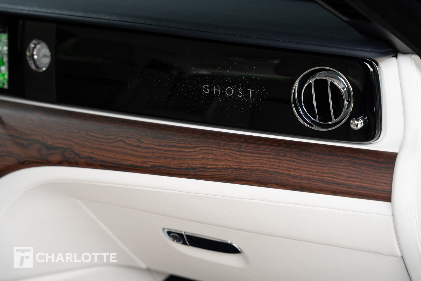 Used 2023 Rolls-Royce Ghost AWD/4WD image 36