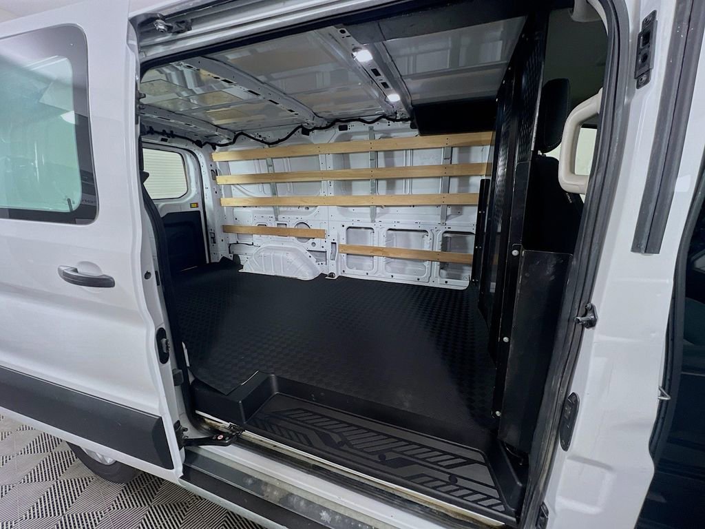 Certified 2024 Ford Transit 250 Low Roof w/ Exterior Upgrade Package RWD image 34
