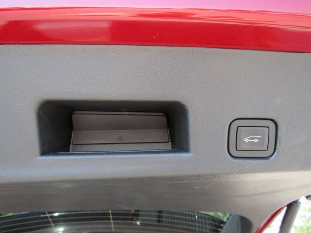 Used 2024 GMC Acadia AT4 w/ LPO, Floor Liner Package image 30