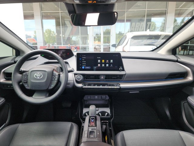 Used 2024 Toyota Prius XLE AWD/4WD image 19