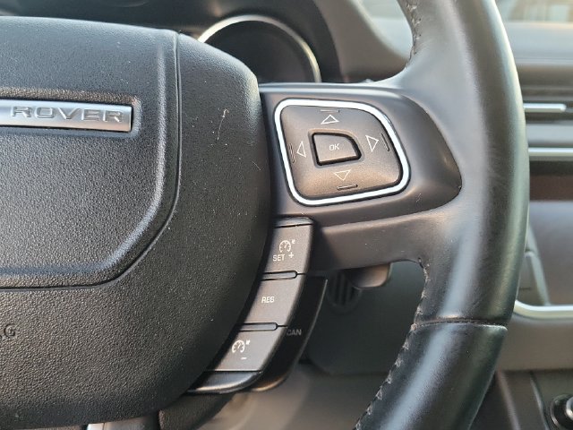 Used 2018 Land Rover Range Rover Evoque SE AWD/4WD image 22