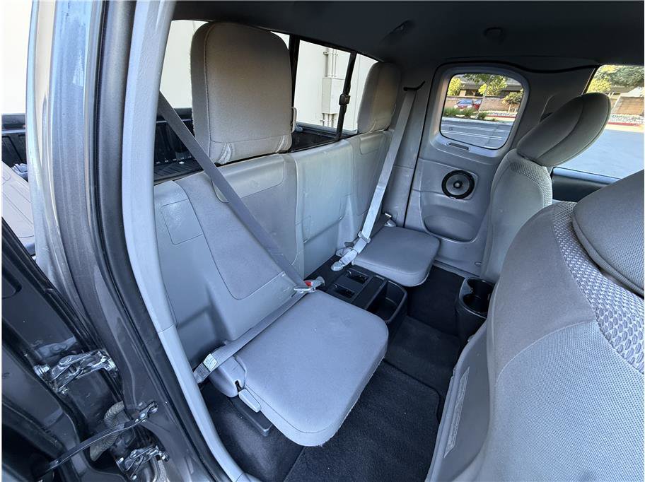 Used 2014 Toyota Tacoma 2WD Access Cab w/ Convenience Package image 20