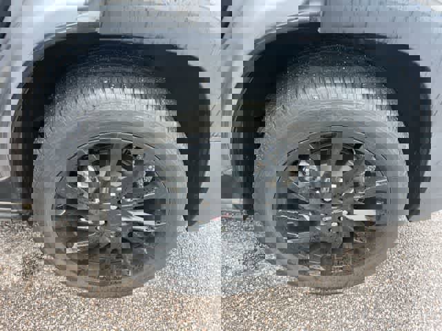 Certified 2023 GMC Terrain SLE w/ Driver Convenience Package FWD image 6