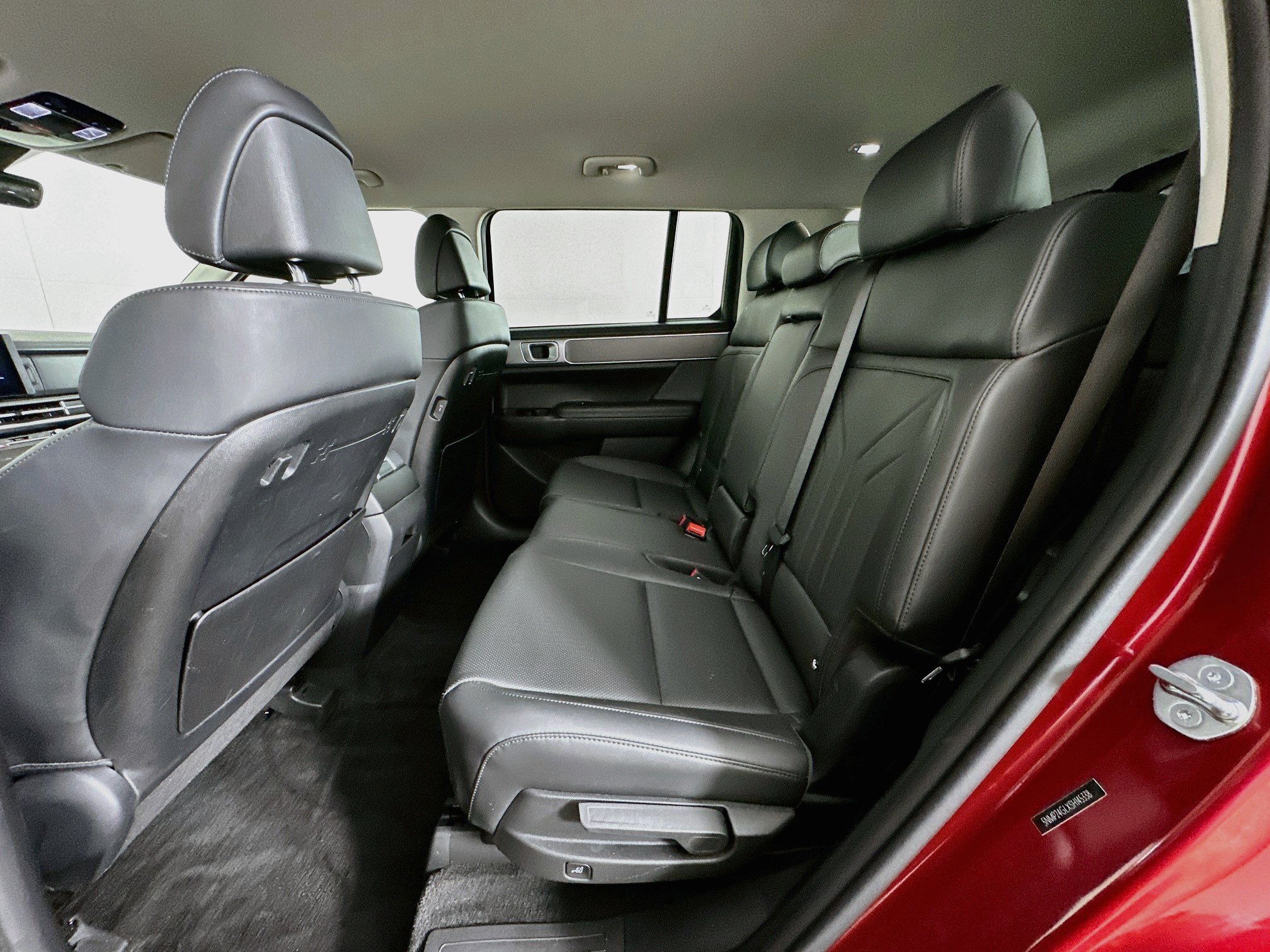 Used 2025 Hyundai Santa Fe SEL FWD image 26