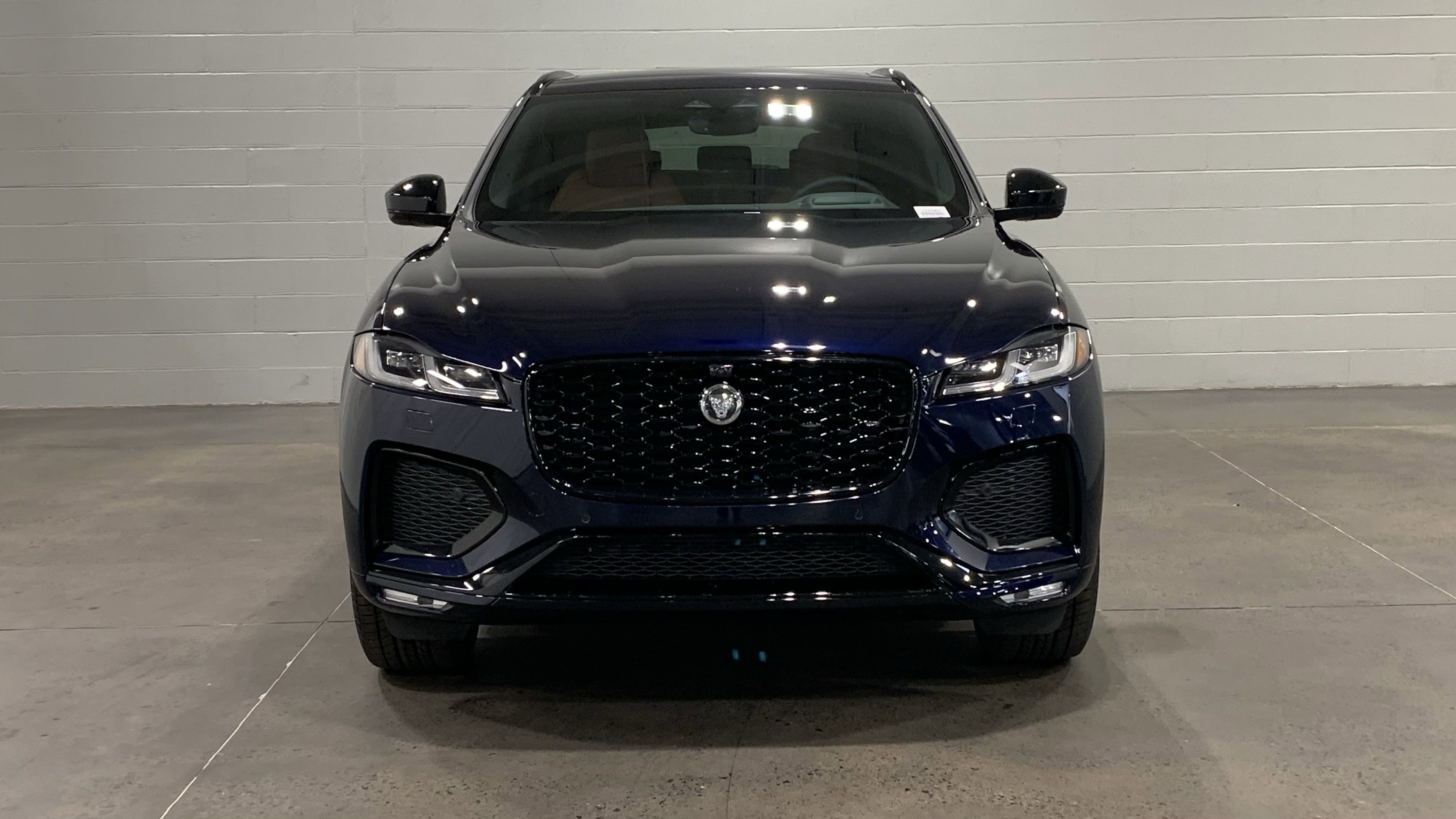 Used 2026 Jaguar F-PACE R-Dynamic S image 9