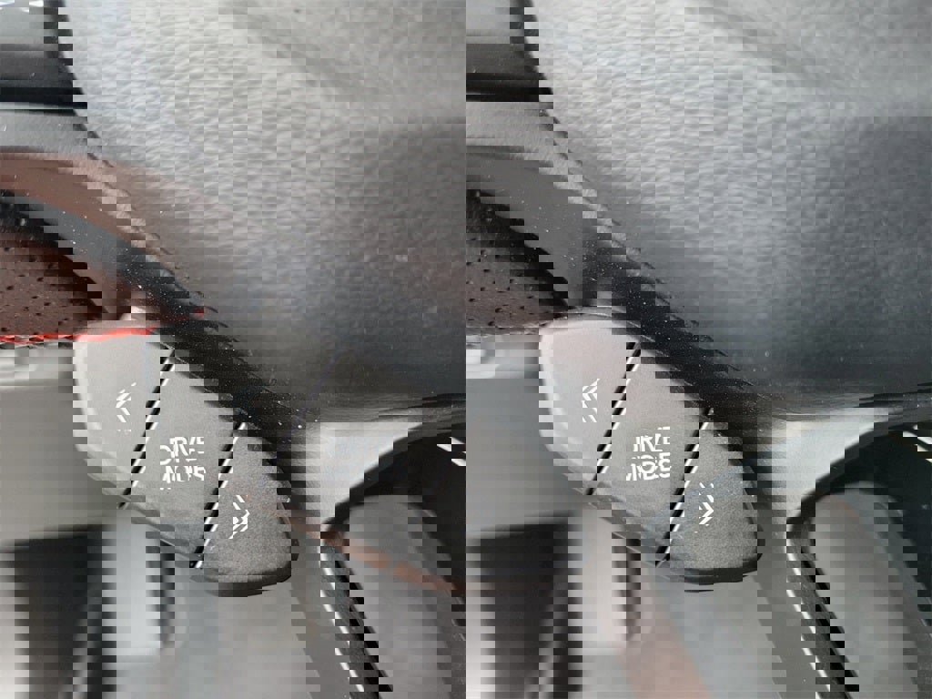 Used 2025 Dodge Charger Daytona Scat Pack w/ Track Pack image 29