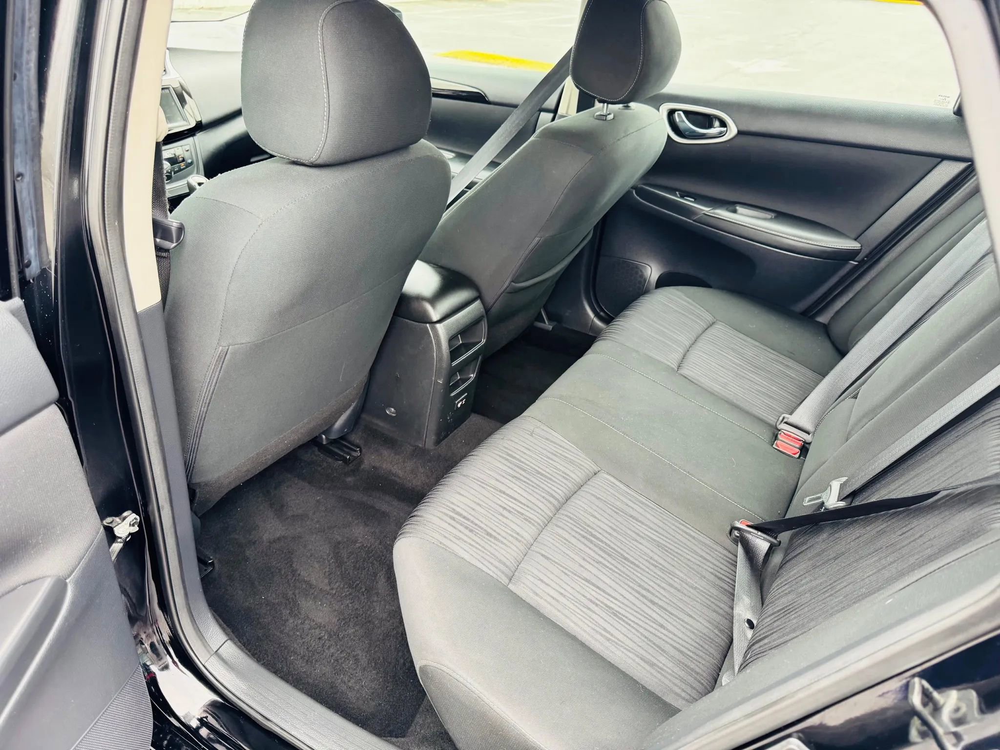 Used 2019 Nissan Sentra SV image 10
