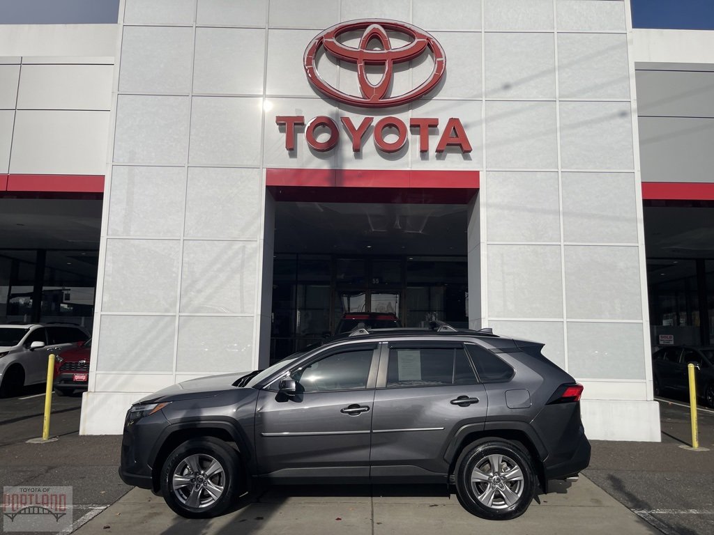 Used 2022 Toyota RAV4 XLE