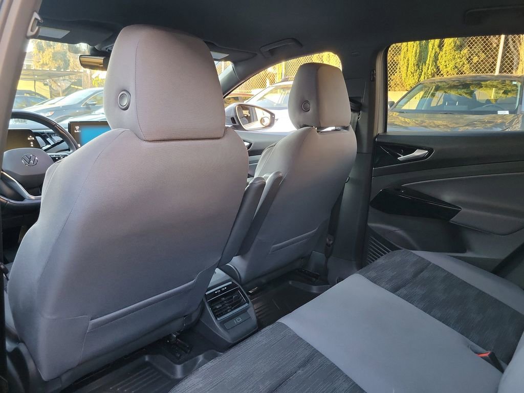 Used 2021 Volkswagen ID.4 Pro image 13