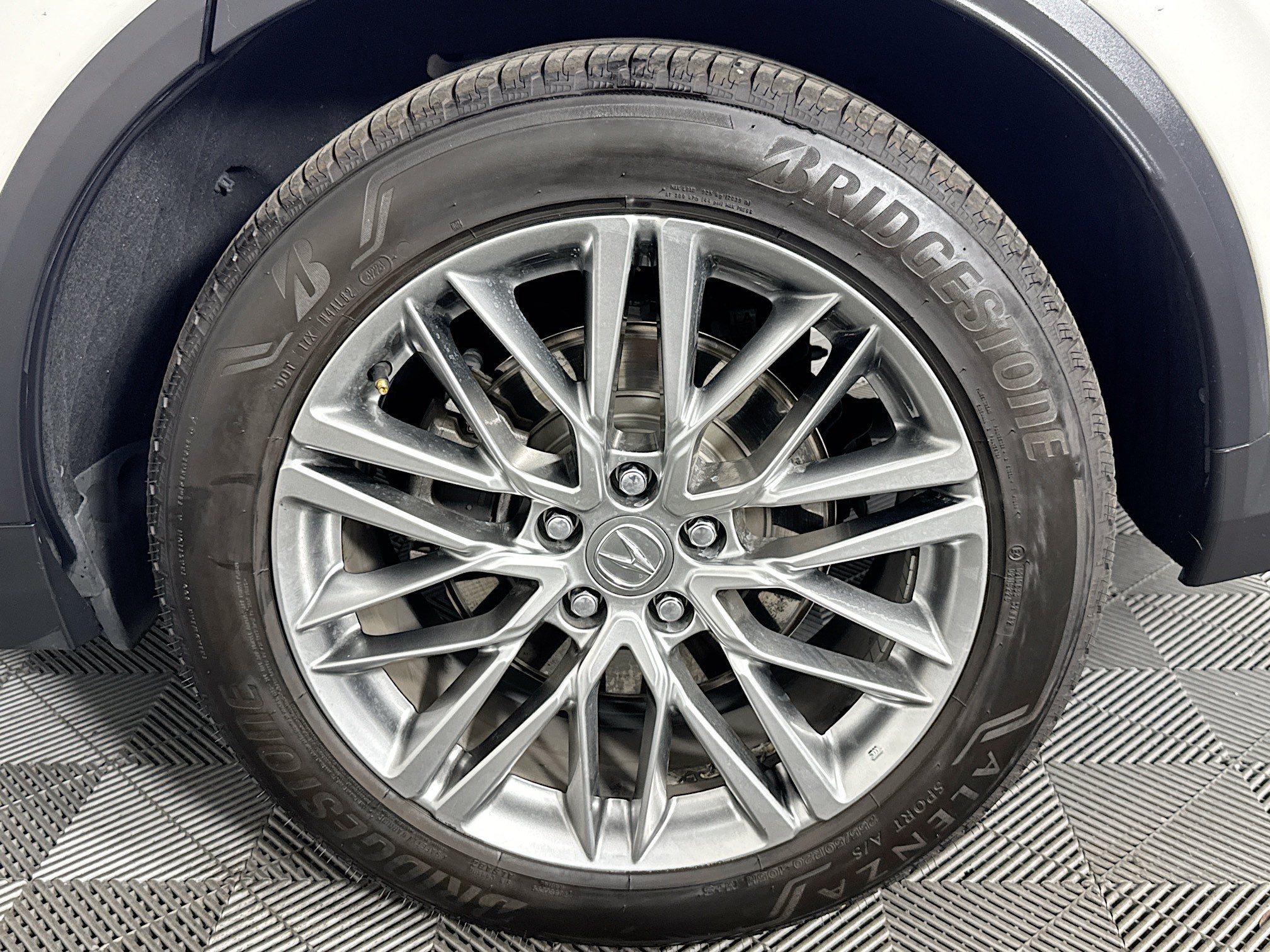 Used 2022 Acura MDX w/ Advance Package AWD/4WD image 35