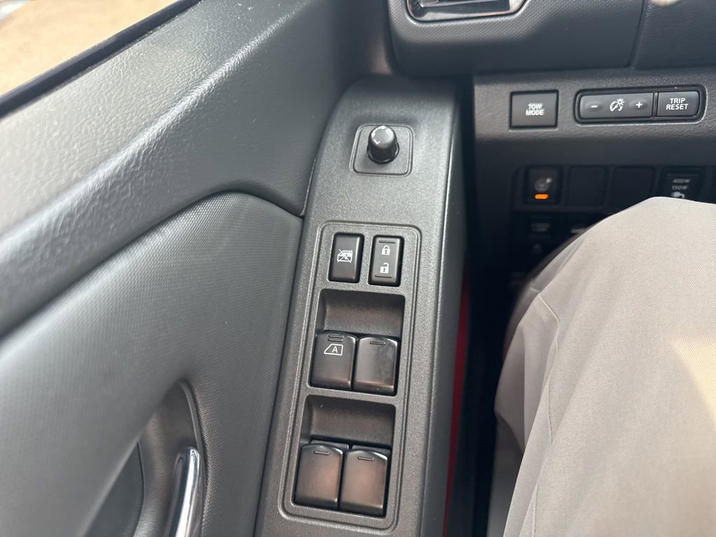 Used 2023 Nissan Frontier PRO-4X w/ Pro Convenience Package image 24