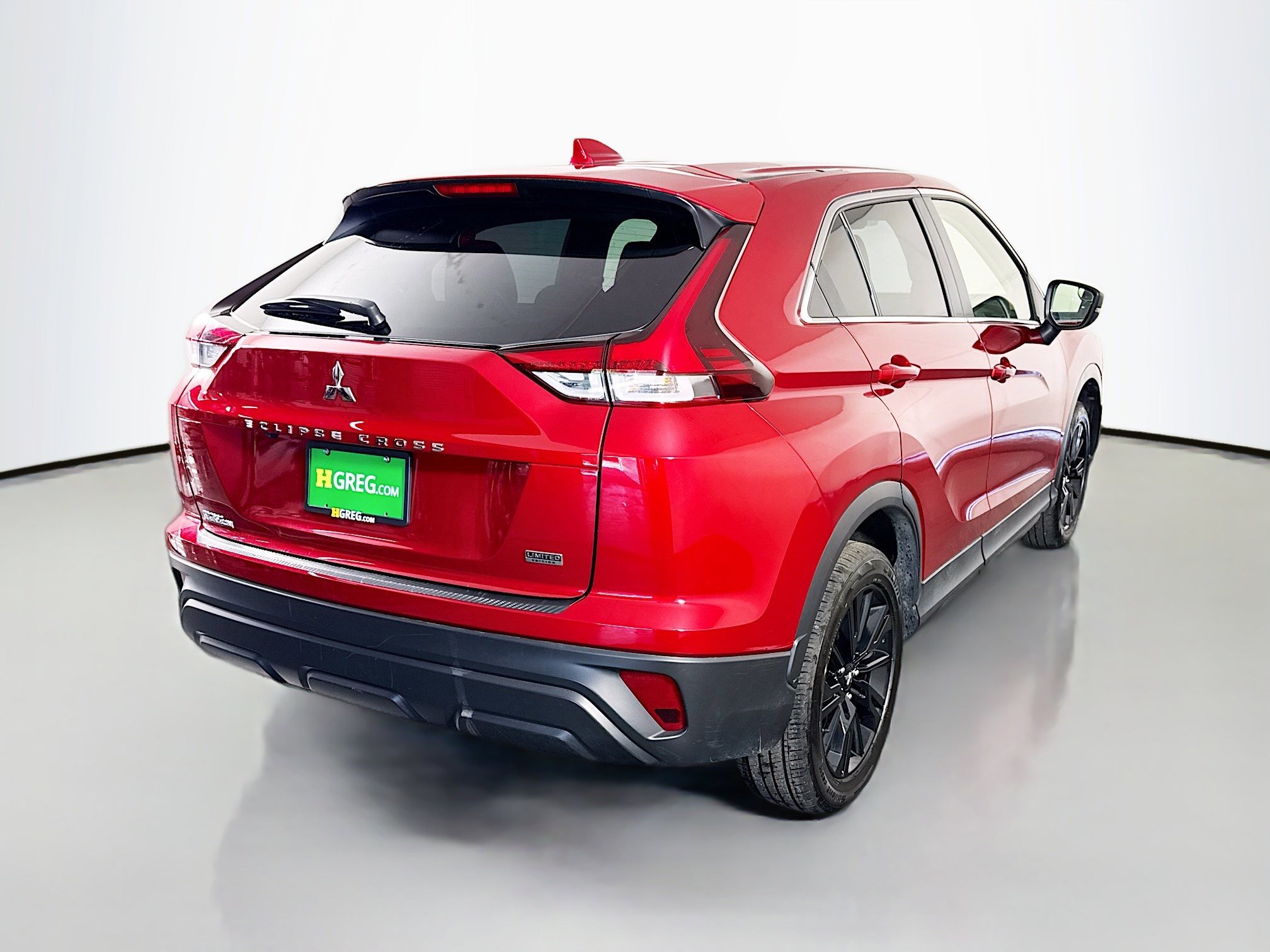 Used 2024 Mitsubishi Eclipse Cross LE AWD/4WD image 10