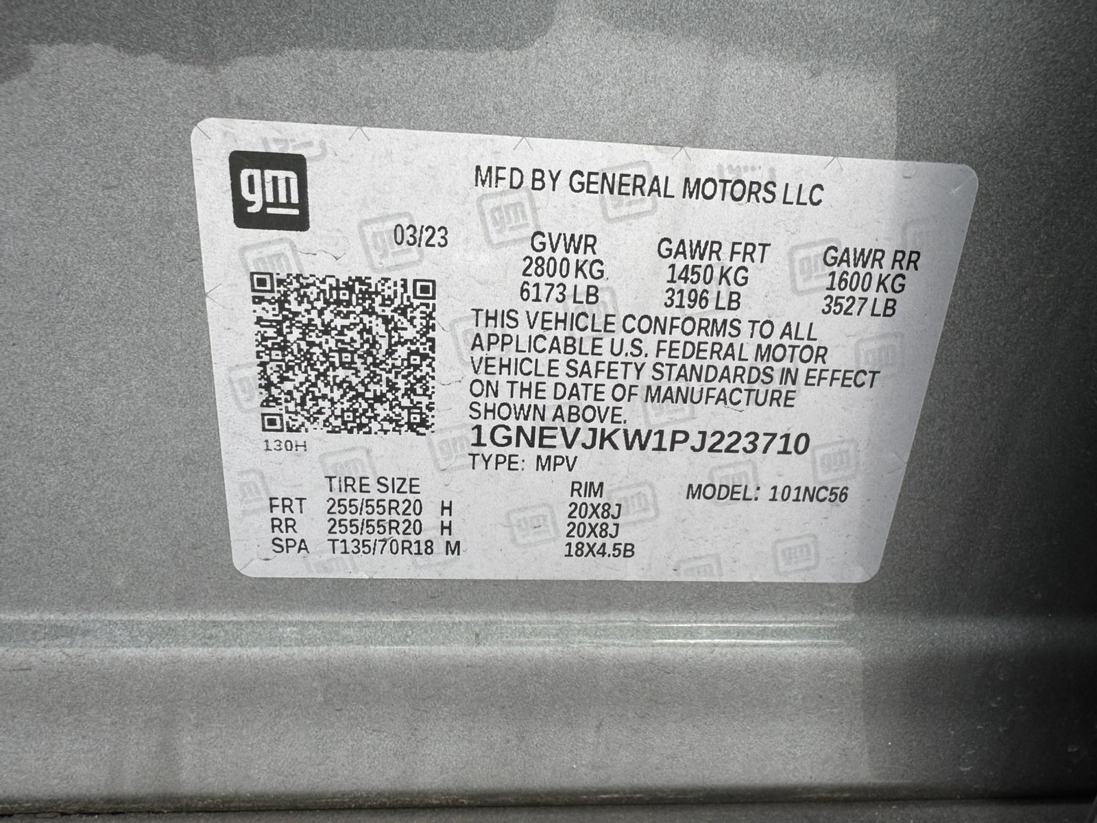 Used 2023 Chevrolet Traverse RS AWD/4WD image 39
