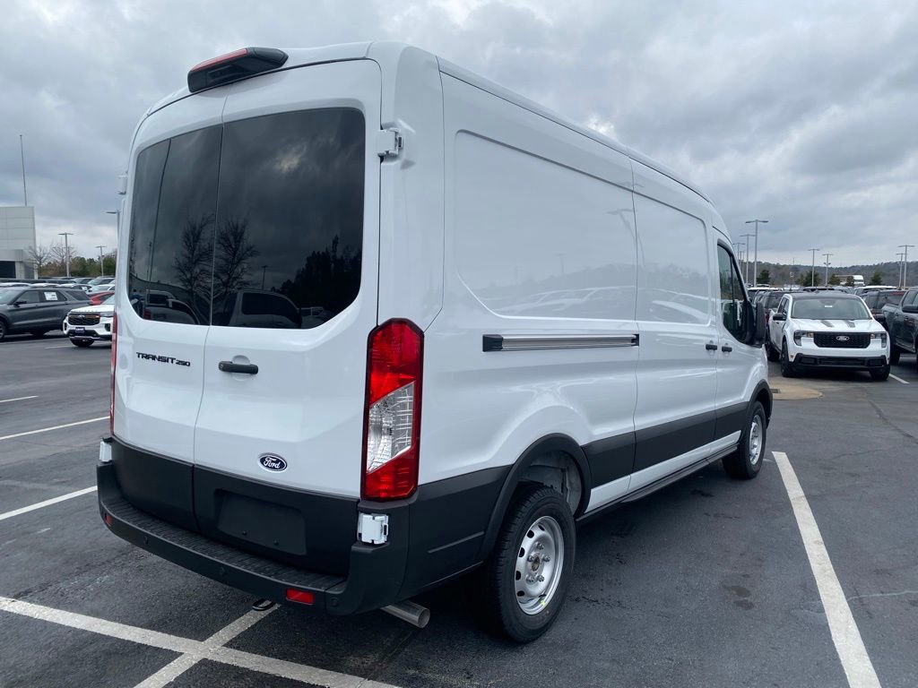 New 2026 Ford Transit 250 148 Medium Roof RWD image 7