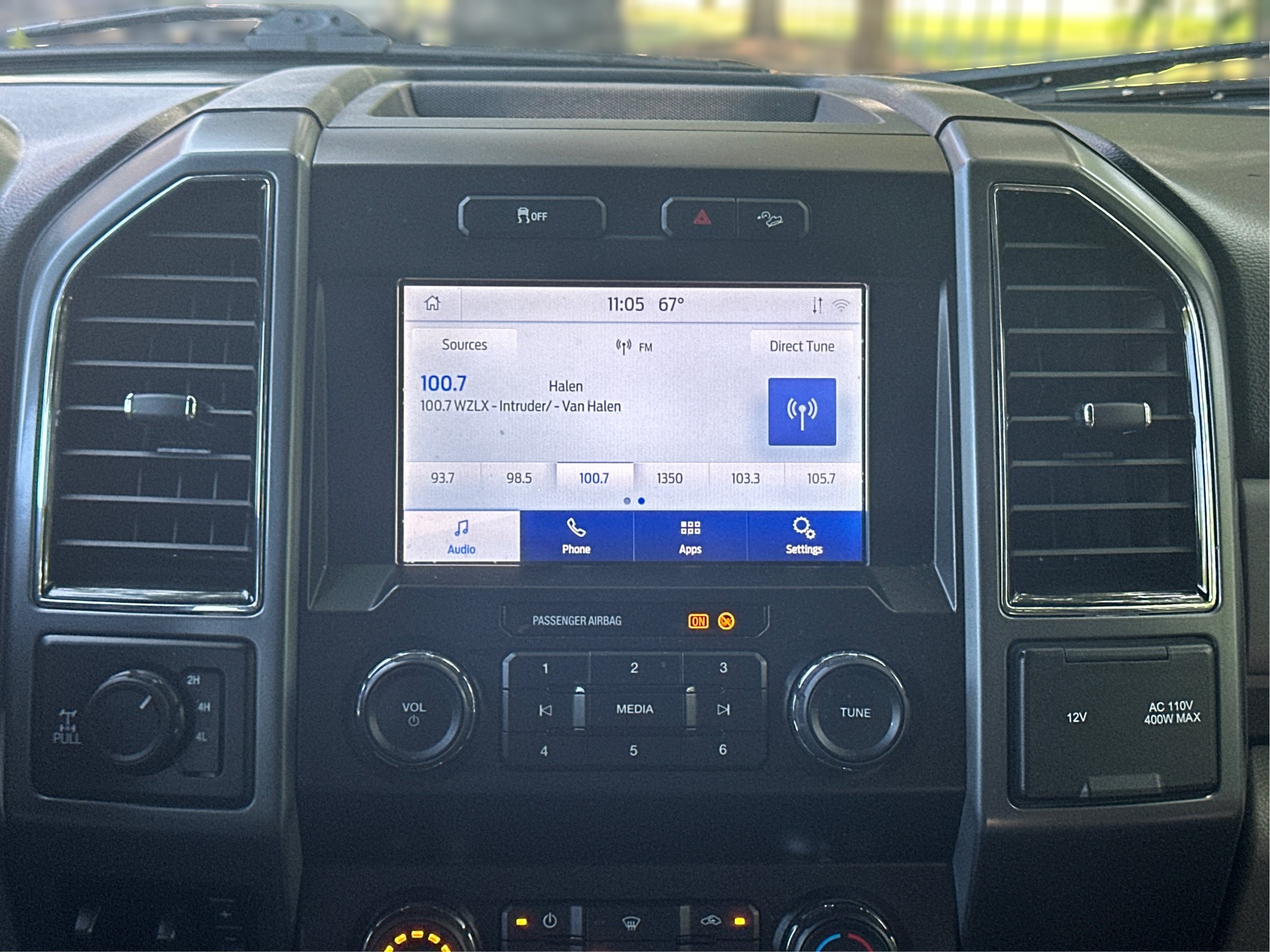 Used 2022 Ford F250 XLT w/ XLT Value Package AWD/4WD image 17