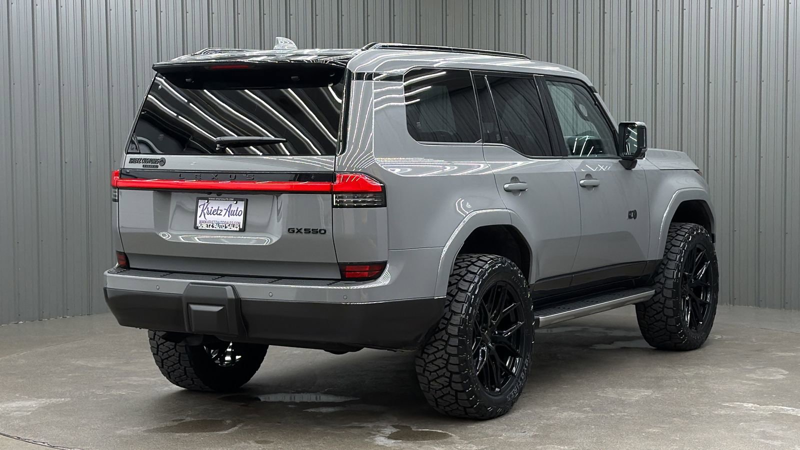 Used 2025 Lexus GX 550 w/ Accessory Package (2T) image 5