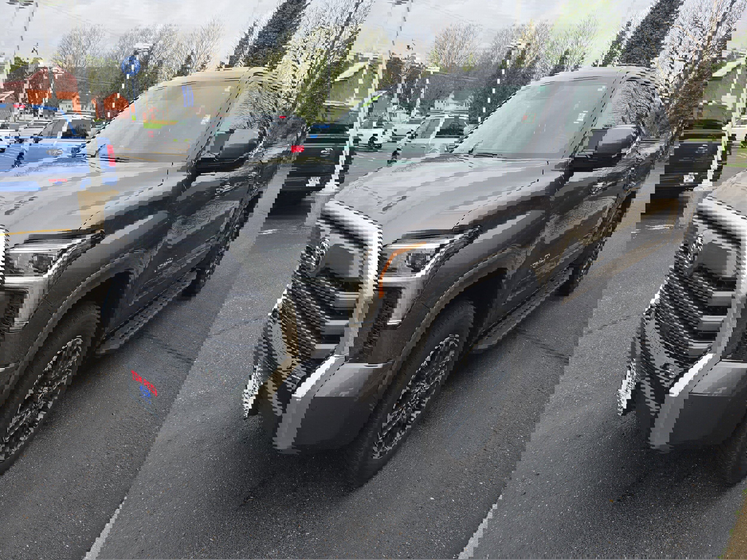 Used 2022 Toyota Tundra Limited image 4