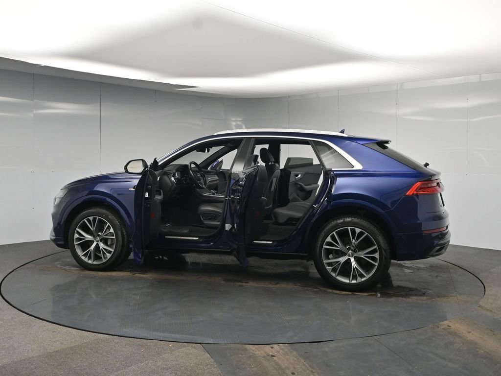 Used 2020 Audi Q8 Prestige w/ Prestige Package image 57
