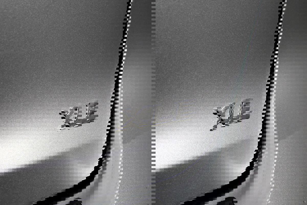 Used 2015 Toyota Venza XLE w/ XLE Premium Package image 17