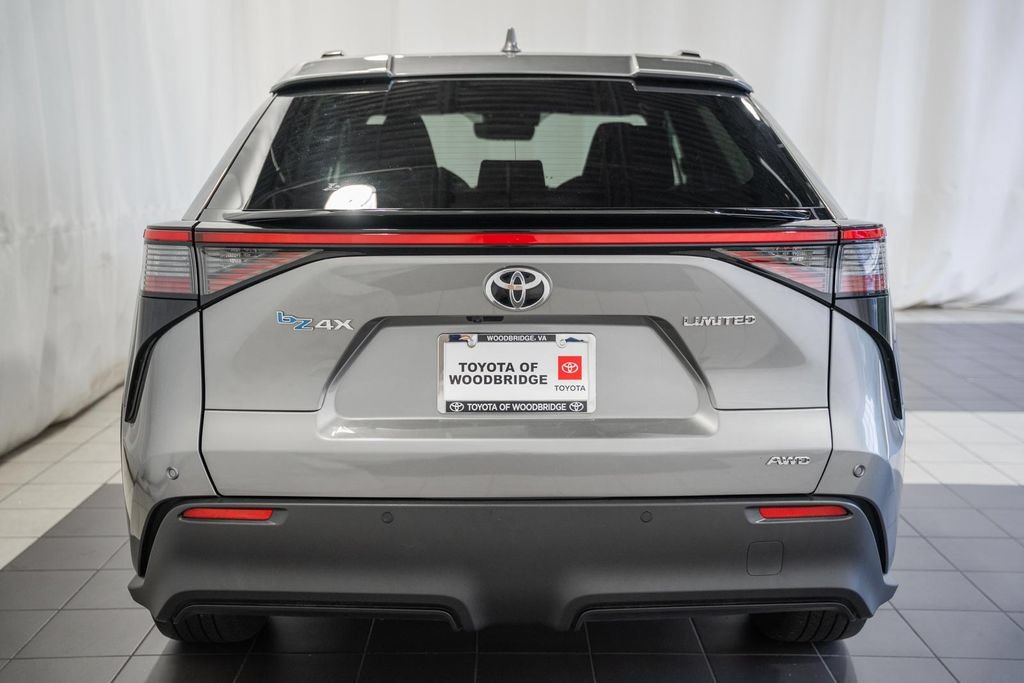 Used 2023 Toyota bZ4X AWD w/ Weather Package image 5