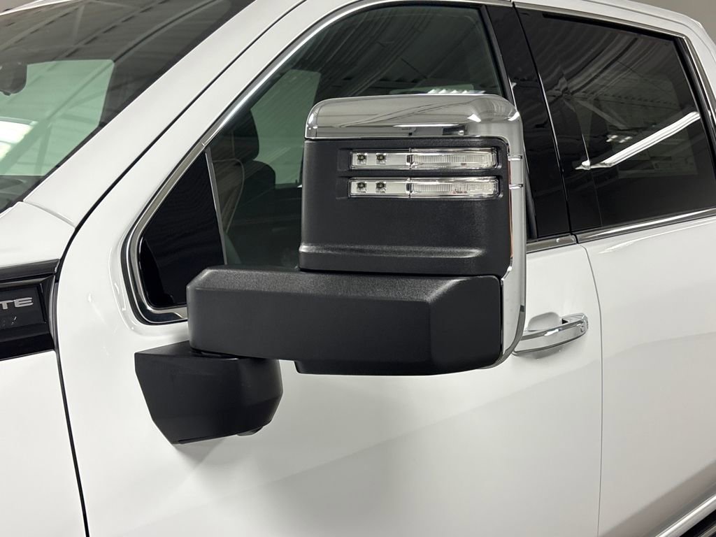 New 2026 GMC Sierra 2500 Denali Ultimate w/ Max Trailering Package image 13