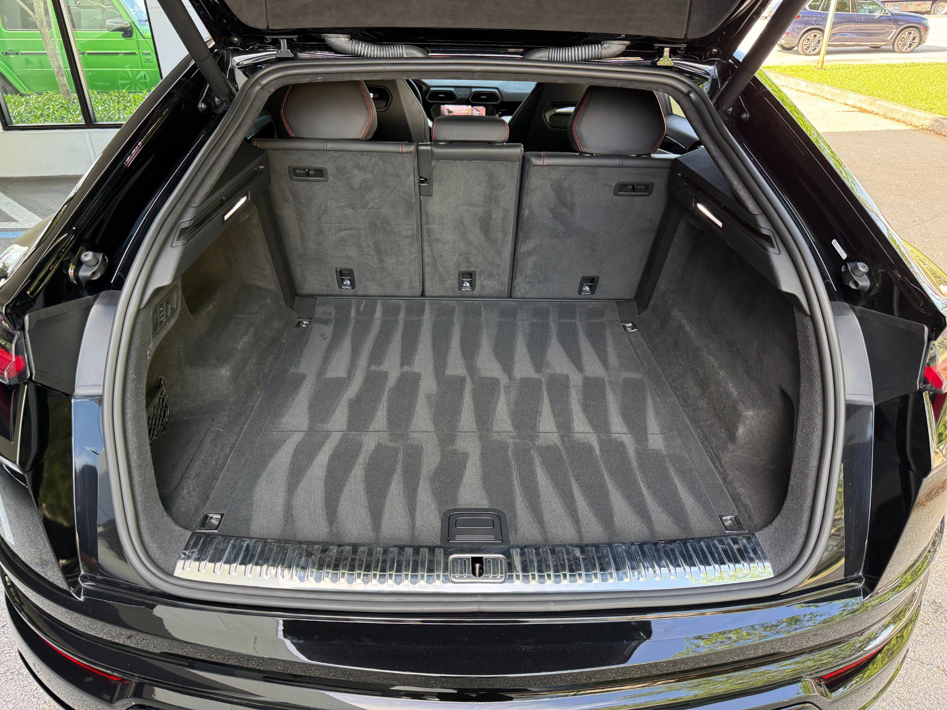 Used 2019 Lamborghini Urus image 30