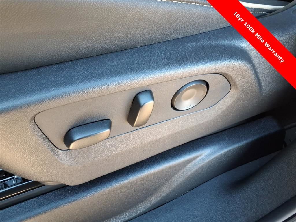 New 2026 Chevrolet Suburban Premier w/ Sun And Tow Package image 19