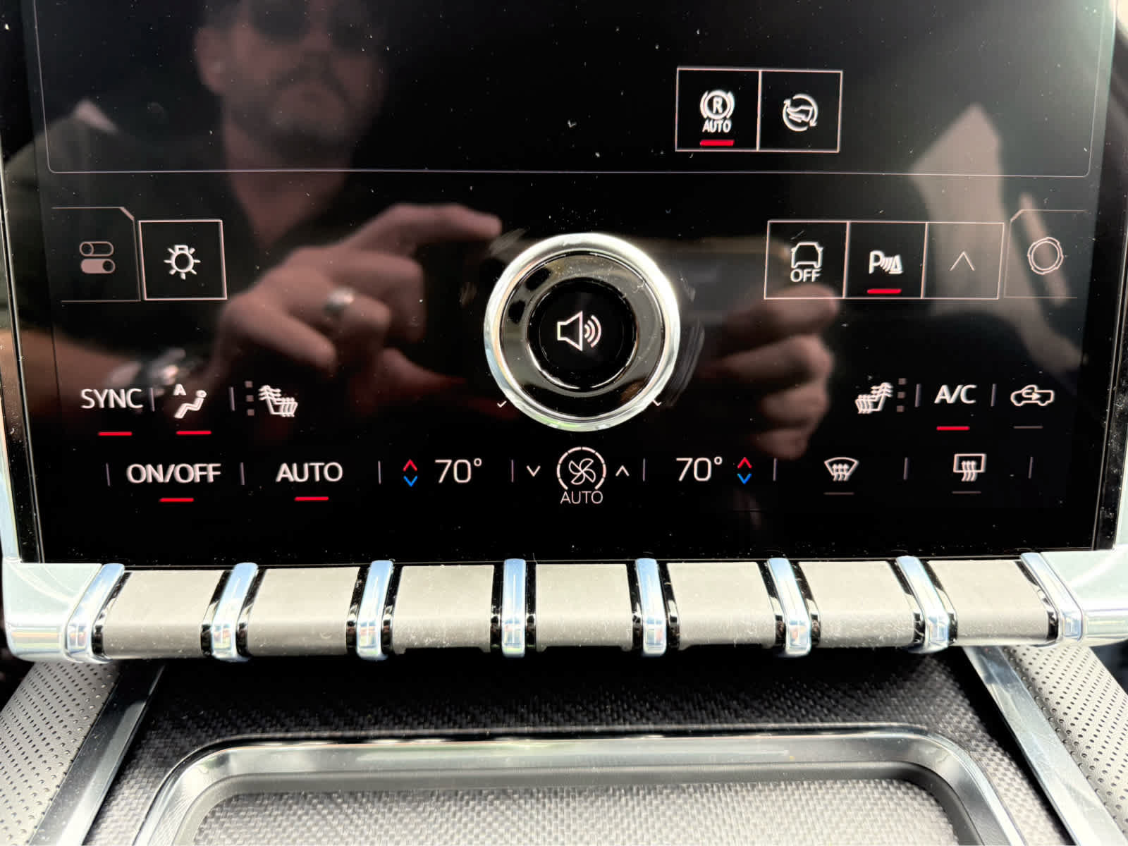 New 2026 GMC Sierra EV Elevation AWD/4WD image 22