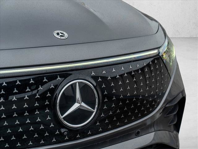 Used 2024 Mercedes-Benz EQB 350 4MATIC SUV image 7