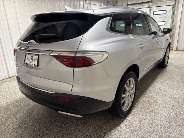 Used 2022 Buick Enclave Premium w/ Experience Buick Package AWD/4WD image 4