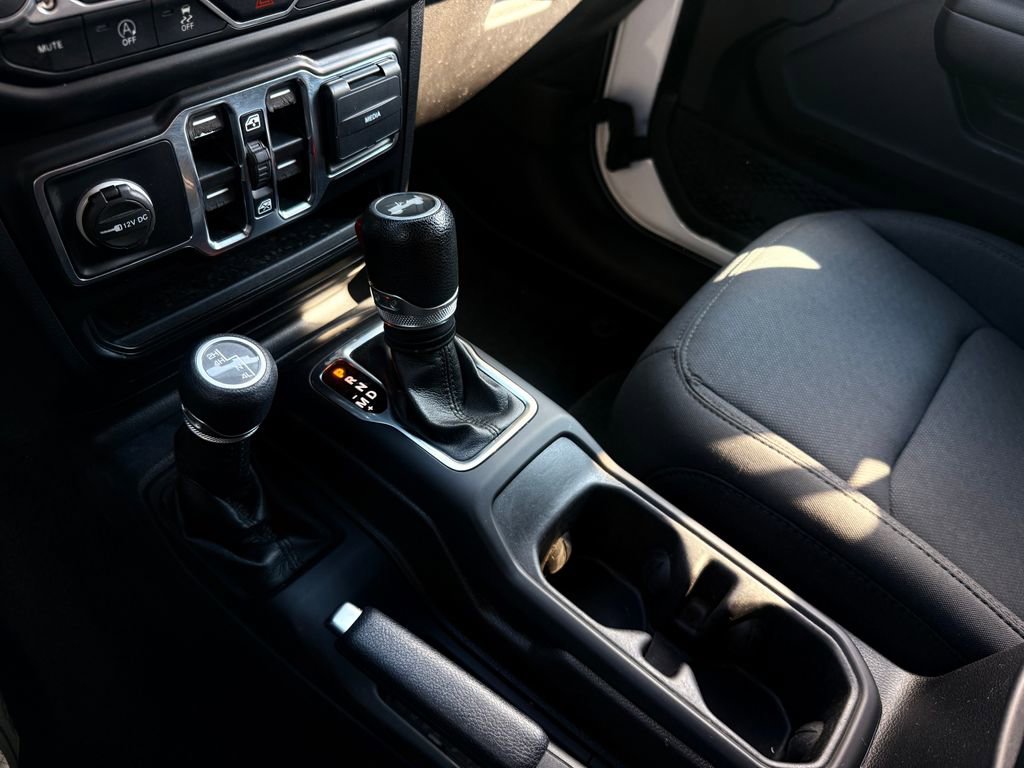 Used 2021 Jeep Wrangler Unlimited Sport image 26