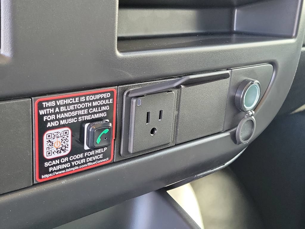 New 2026 Chevrolet Express 2500 w/ Communications Package RWD image 8