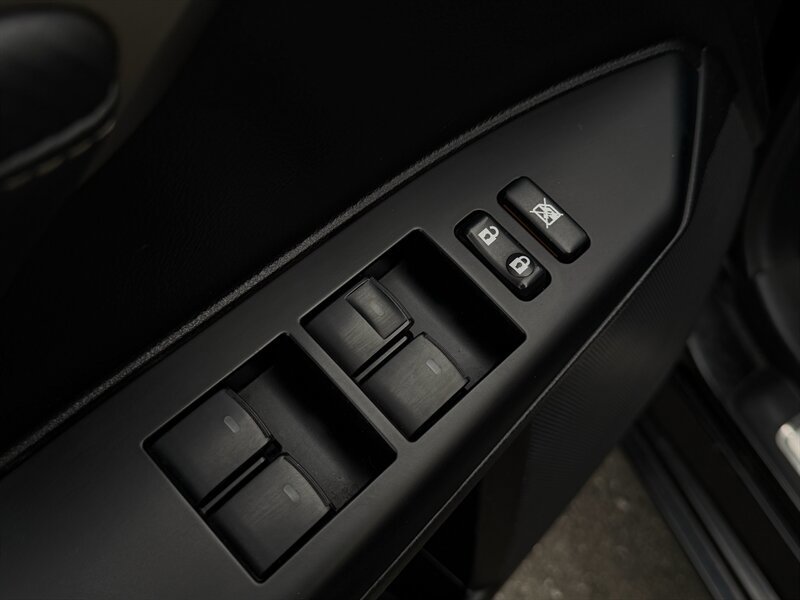 Used 2015 Lexus CT 200h image 28