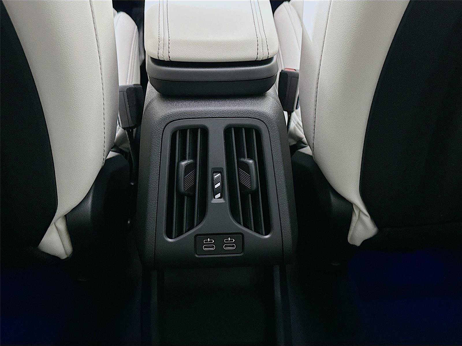 New 2026 BMW X1 xDrive28i w/ Technology Package image 26