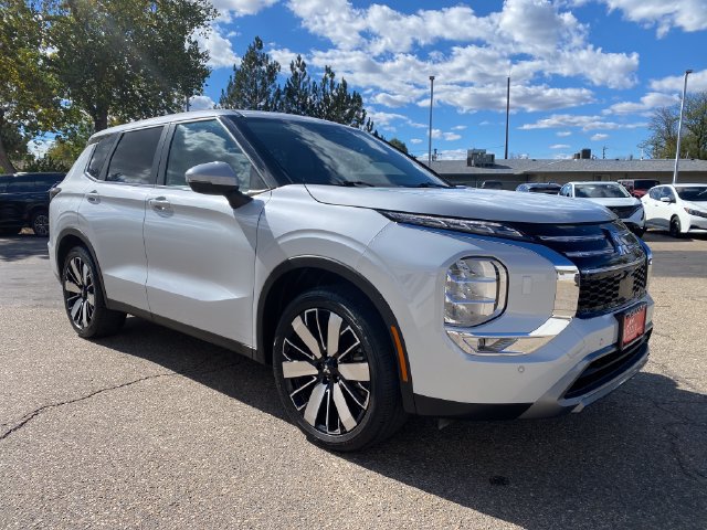 Used 2025 Mitsubishi Outlander SE AWD/4WD image 7