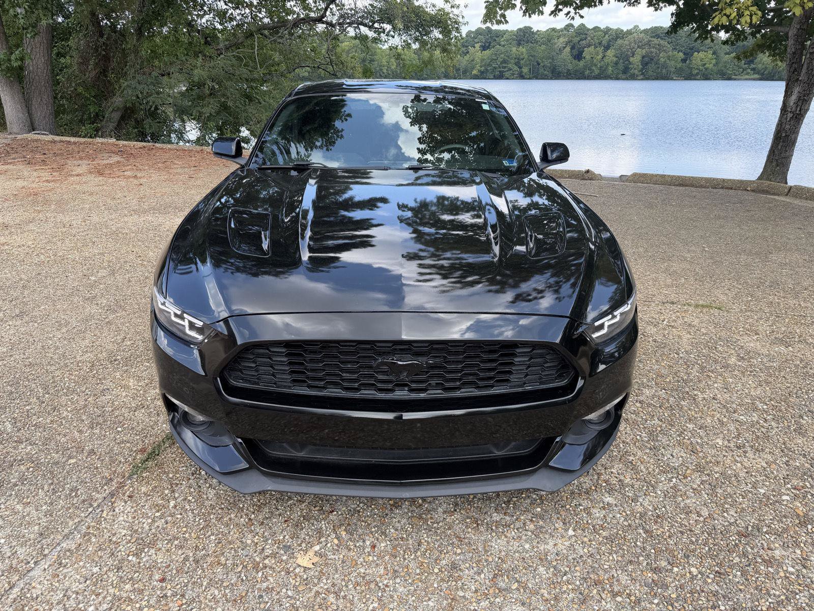 Used 2016 Ford Mustang GT RWD image 8