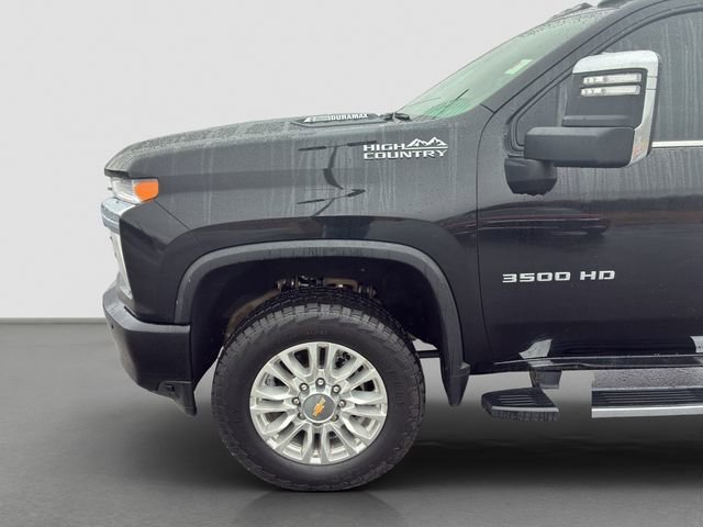 Used 2022 Chevrolet Silverado 3500 High Country w/ Safety Package II image 10
