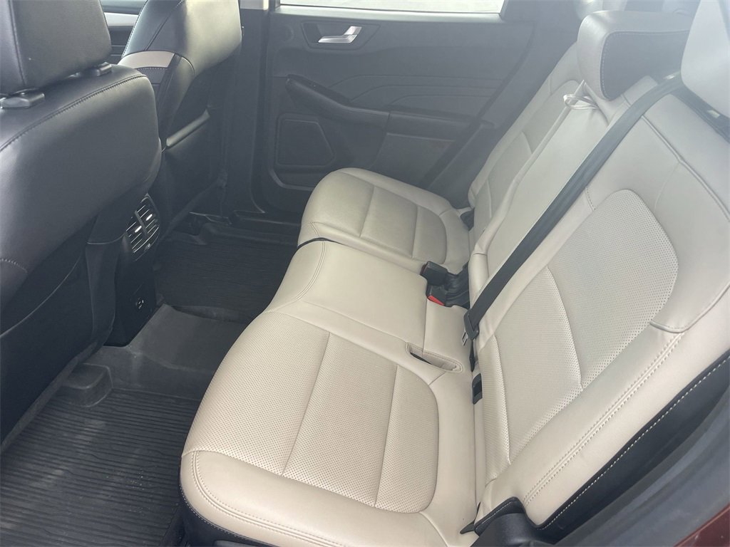 Used 2021 Ford Escape SEL w/ Technology Package image 28