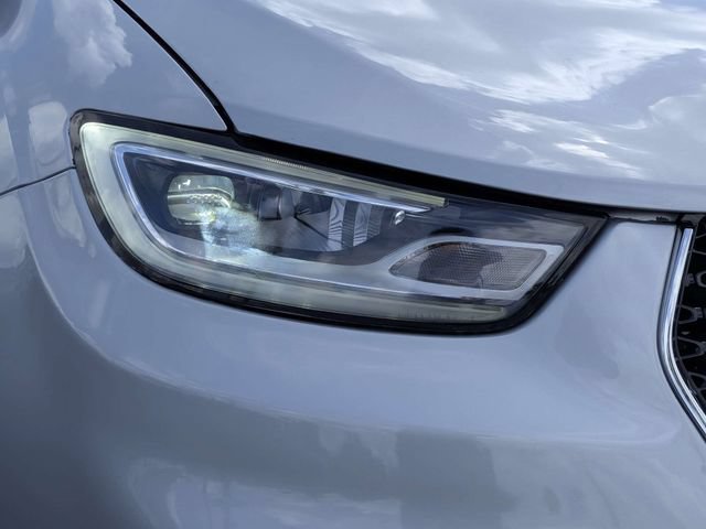Used 2026 Chrysler Pacifica Select FWD image 9