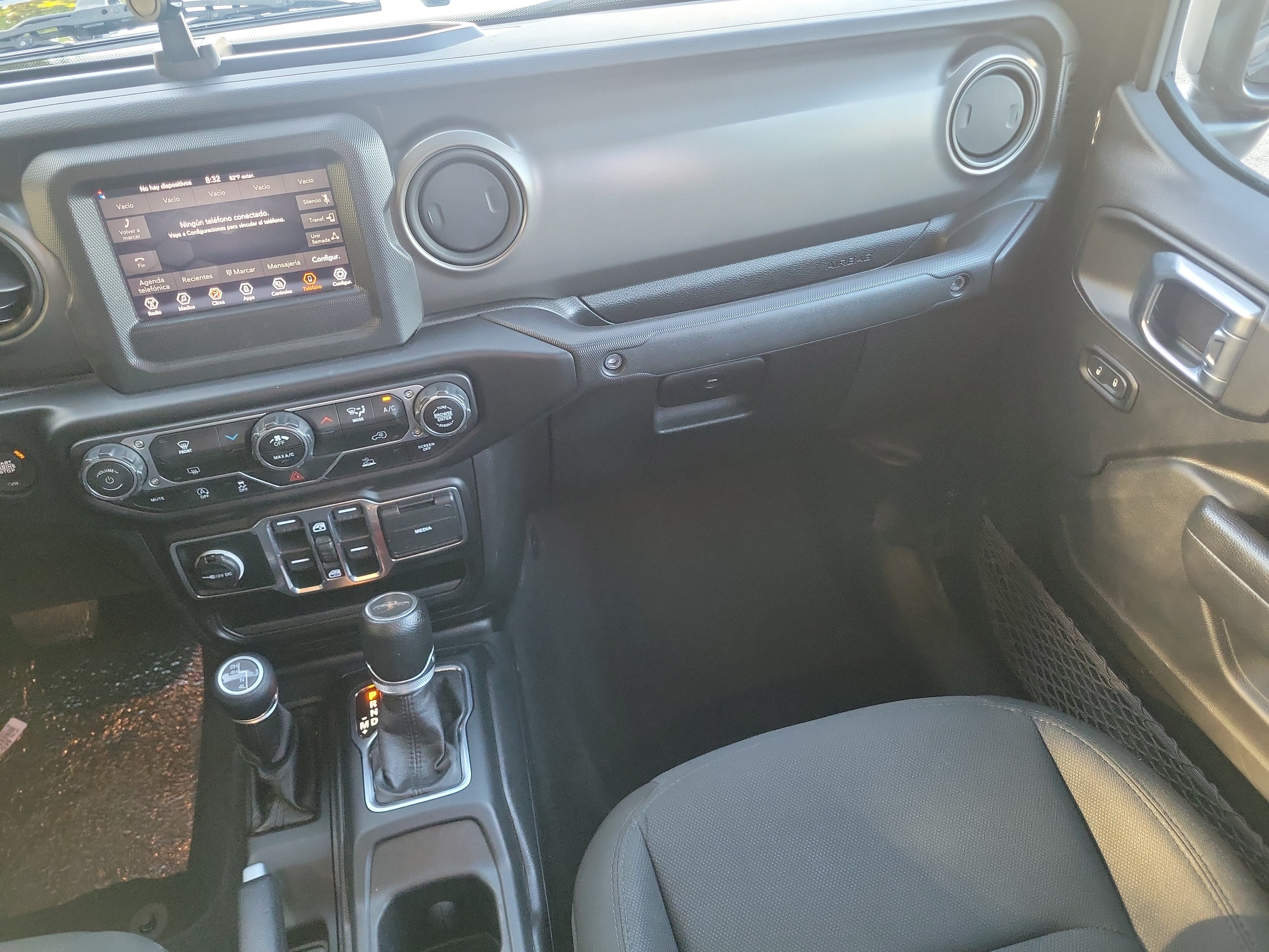 Used 2022 Jeep Gladiator Sport AWD/4WD image 17