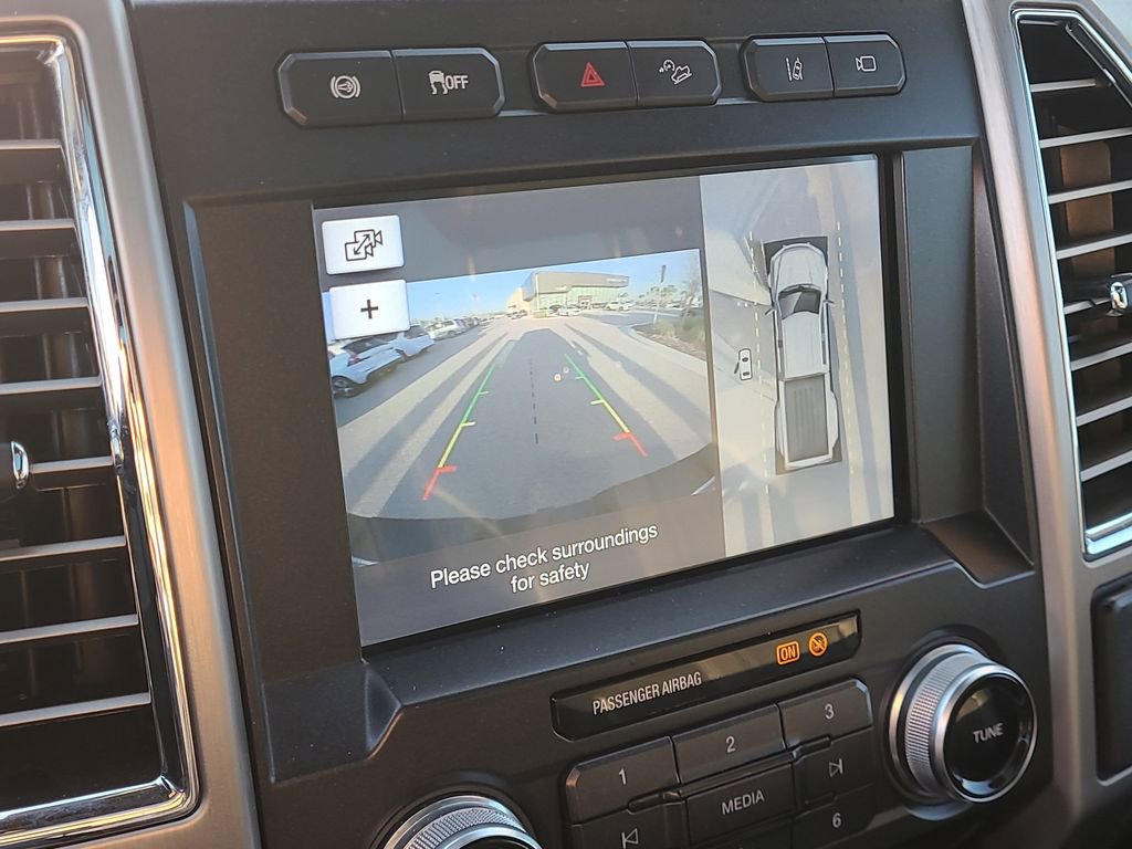 Used 2017 Ford F450 Platinum w/ Platinum Ultimate Package image 31