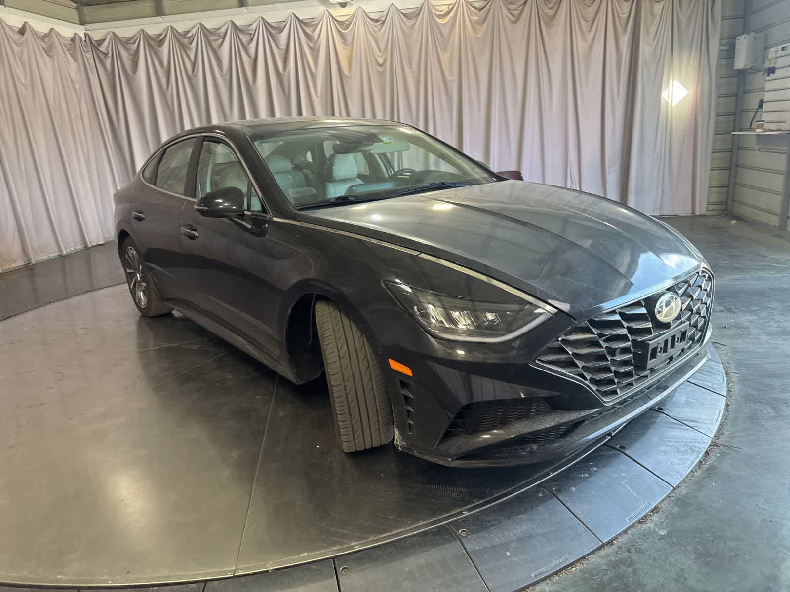 Used 2023 Hyundai Sonata Limited FWD image 3
