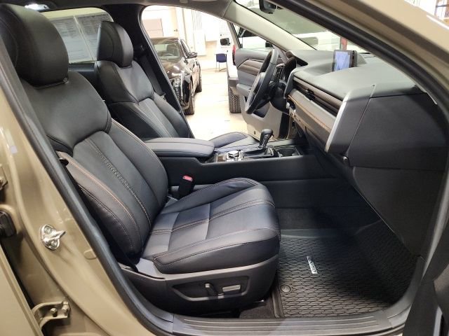 Certified 2025 MAZDA CX-50 AWD 2.5 Turbo w/ Weather Package image 32