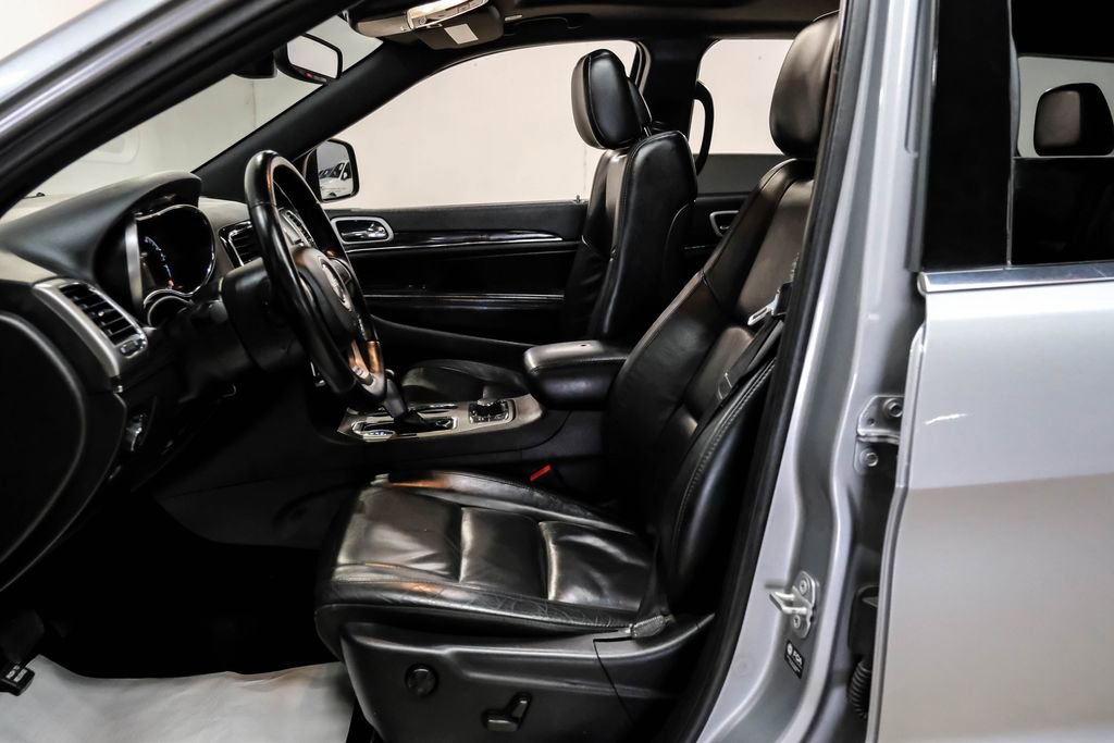 Used 2021 Jeep Grand Cherokee Limited AWD/4WD image 4