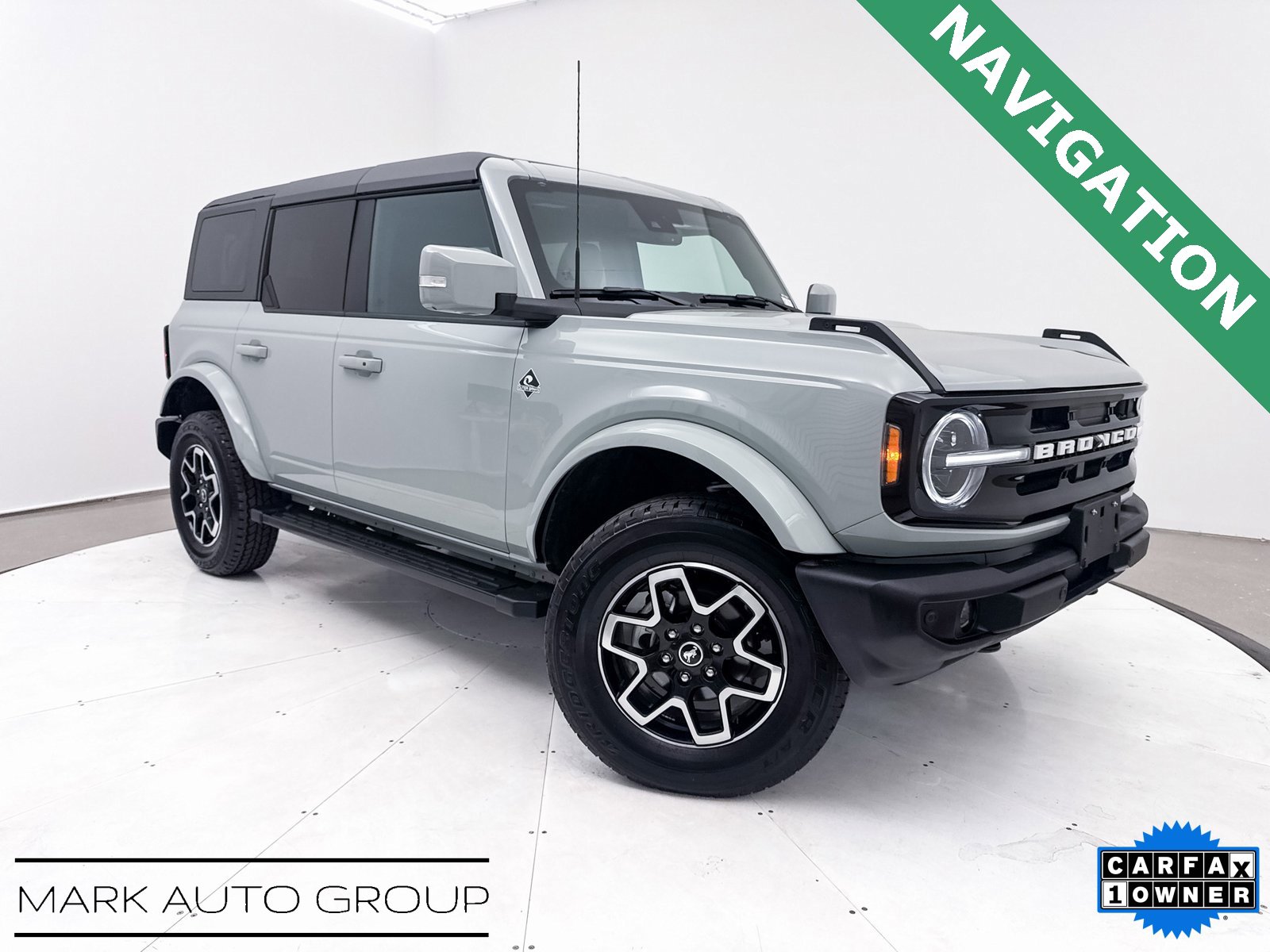 Used 2024 Ford Bronco Outer Banks video 1